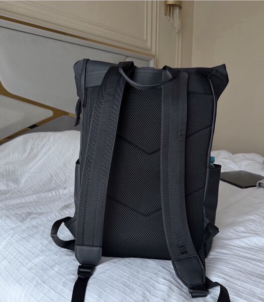 Lichidare depozit - Rucsac Halyard Rolltop (nou).